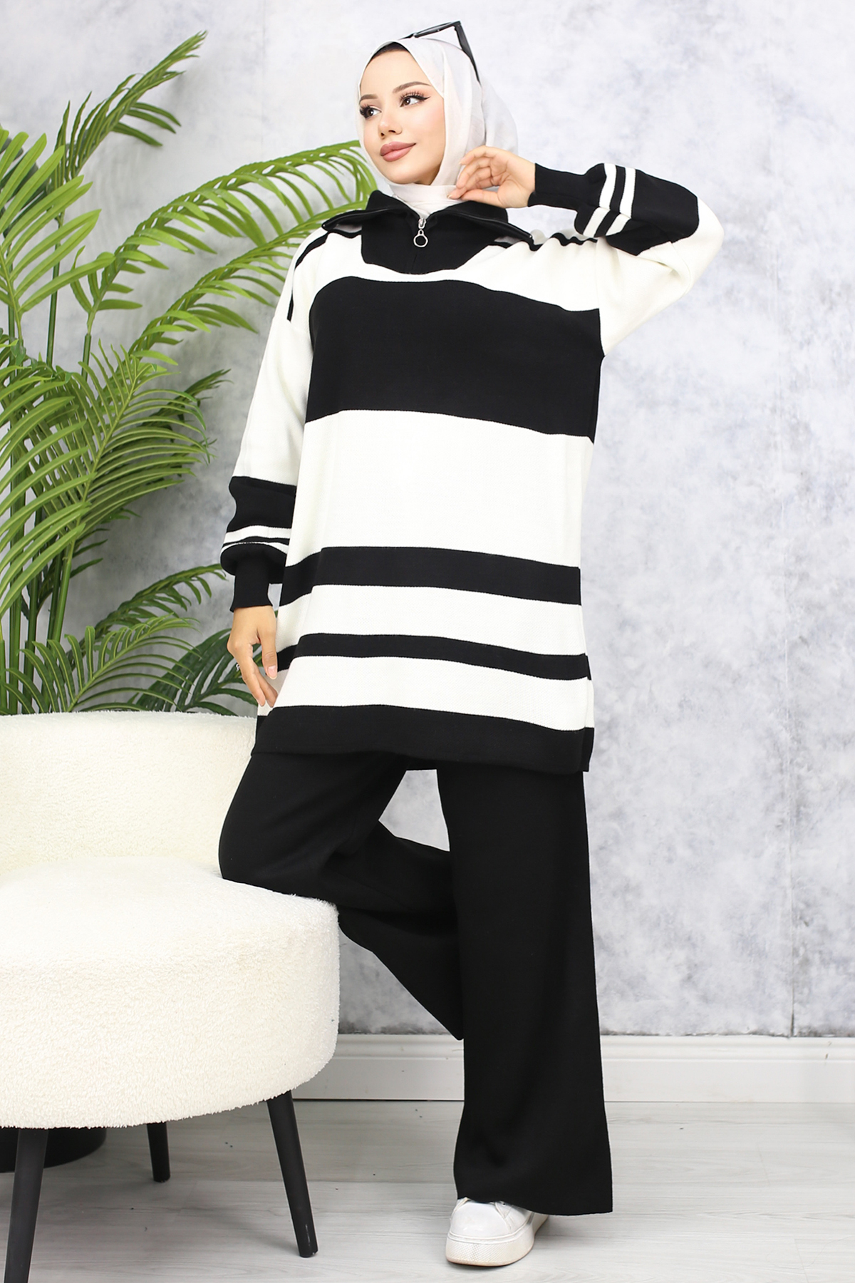 Striped Knitwear Suit