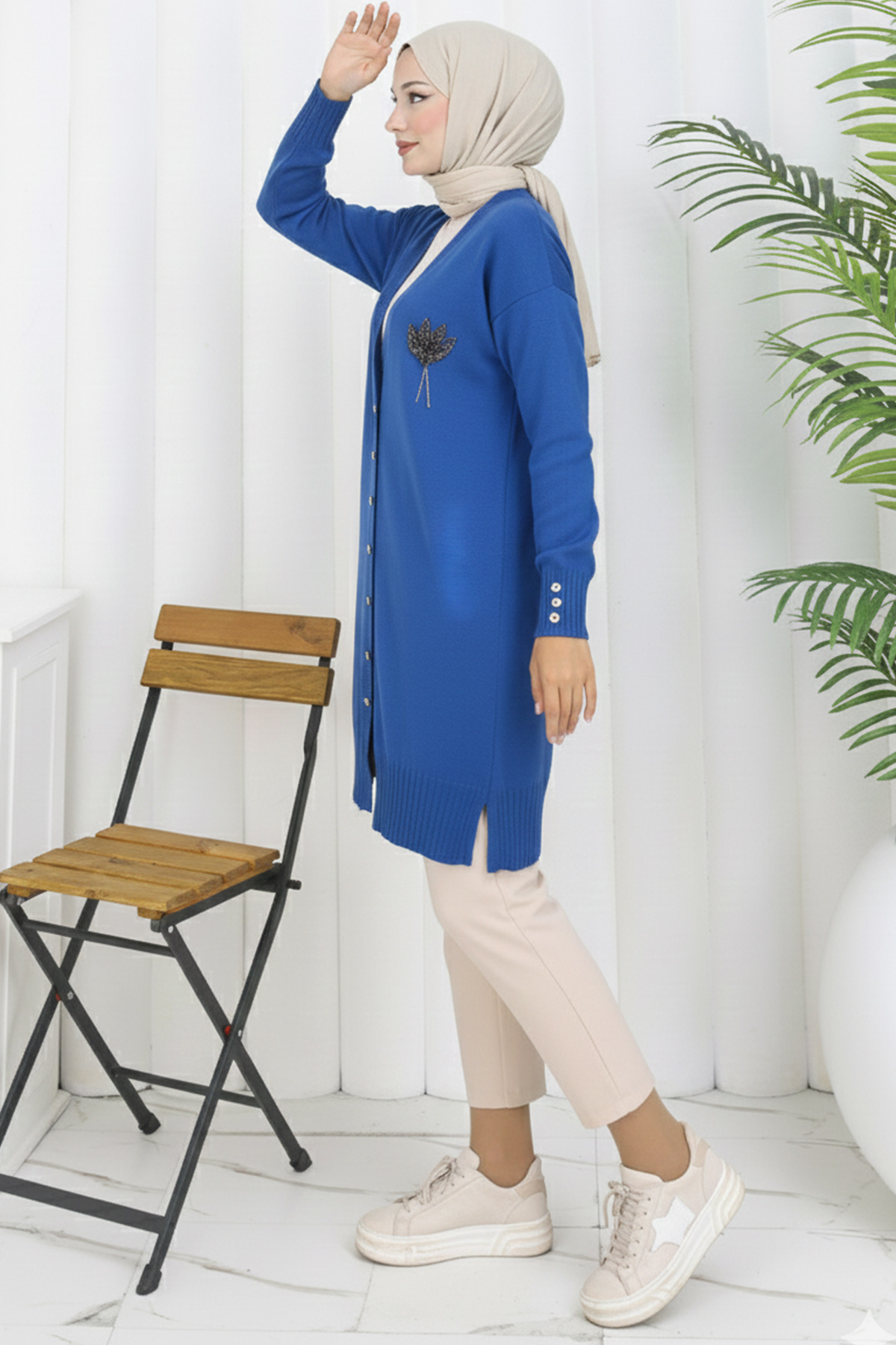 Long Mercerized Cardigan With Collar Detail-detail