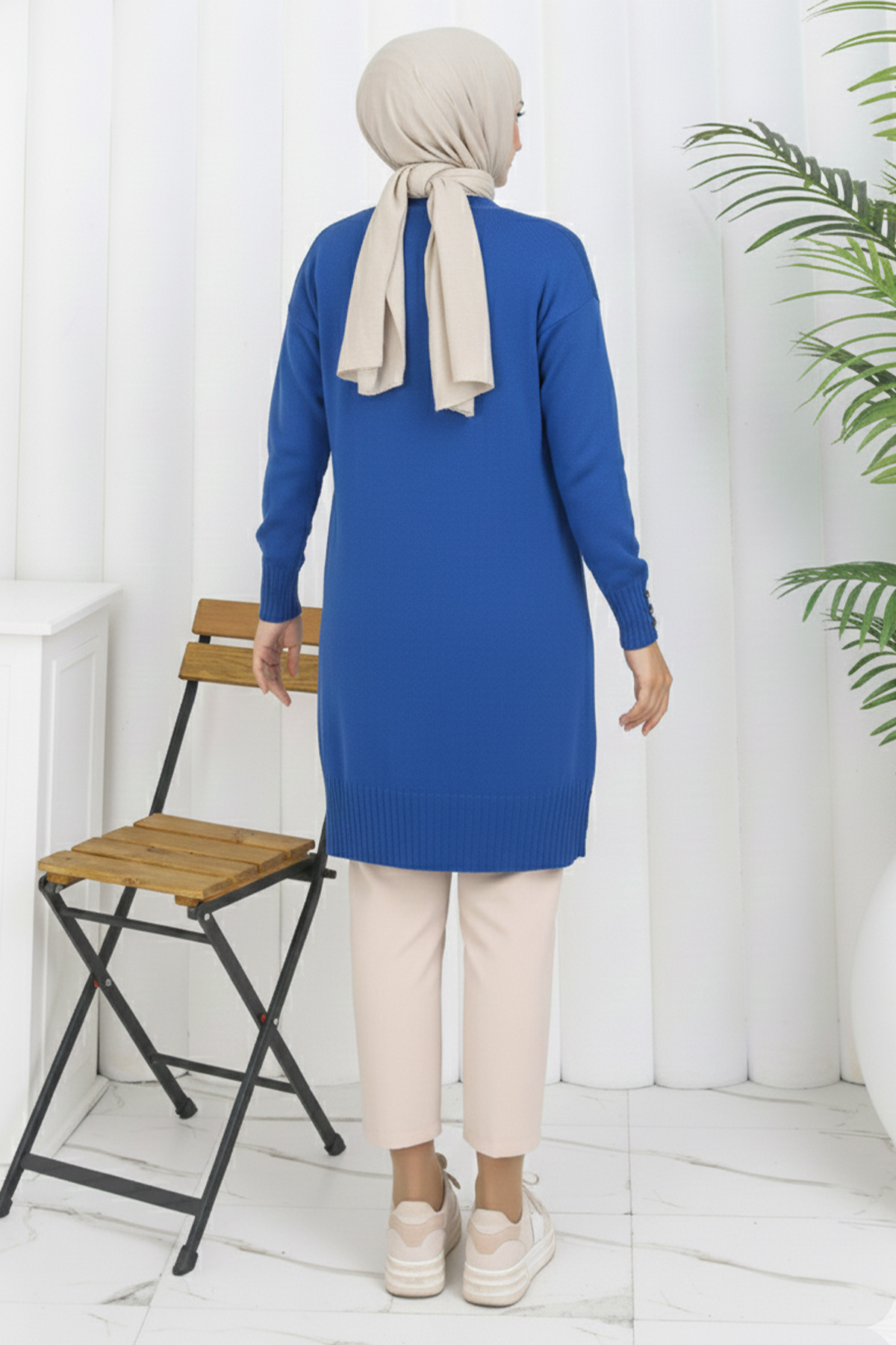 Long Mercerized Cardigan With Collar Detail-detail