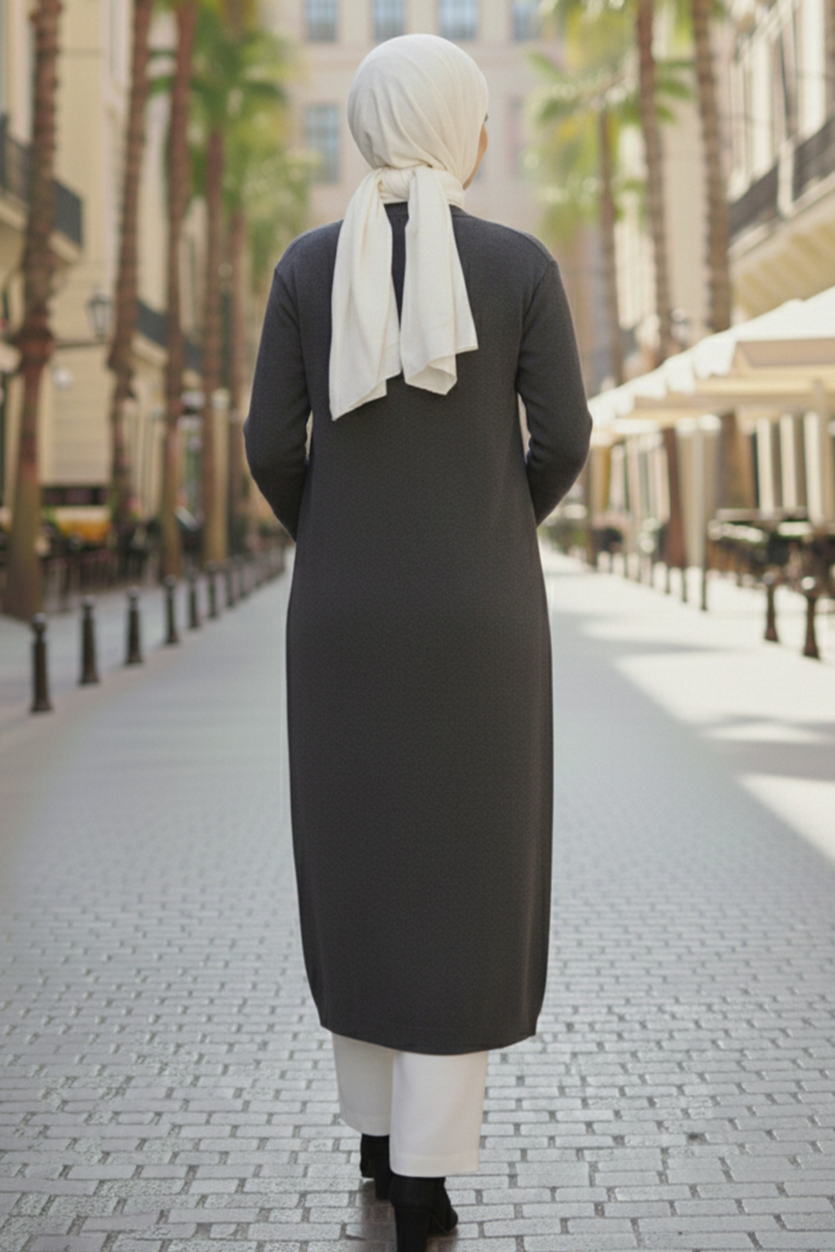 Long Knitted Cardigan With Pockets-detail