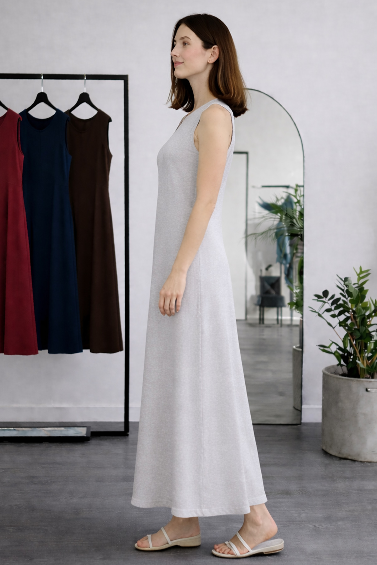 Sleeveless Undershirt Dress-detail