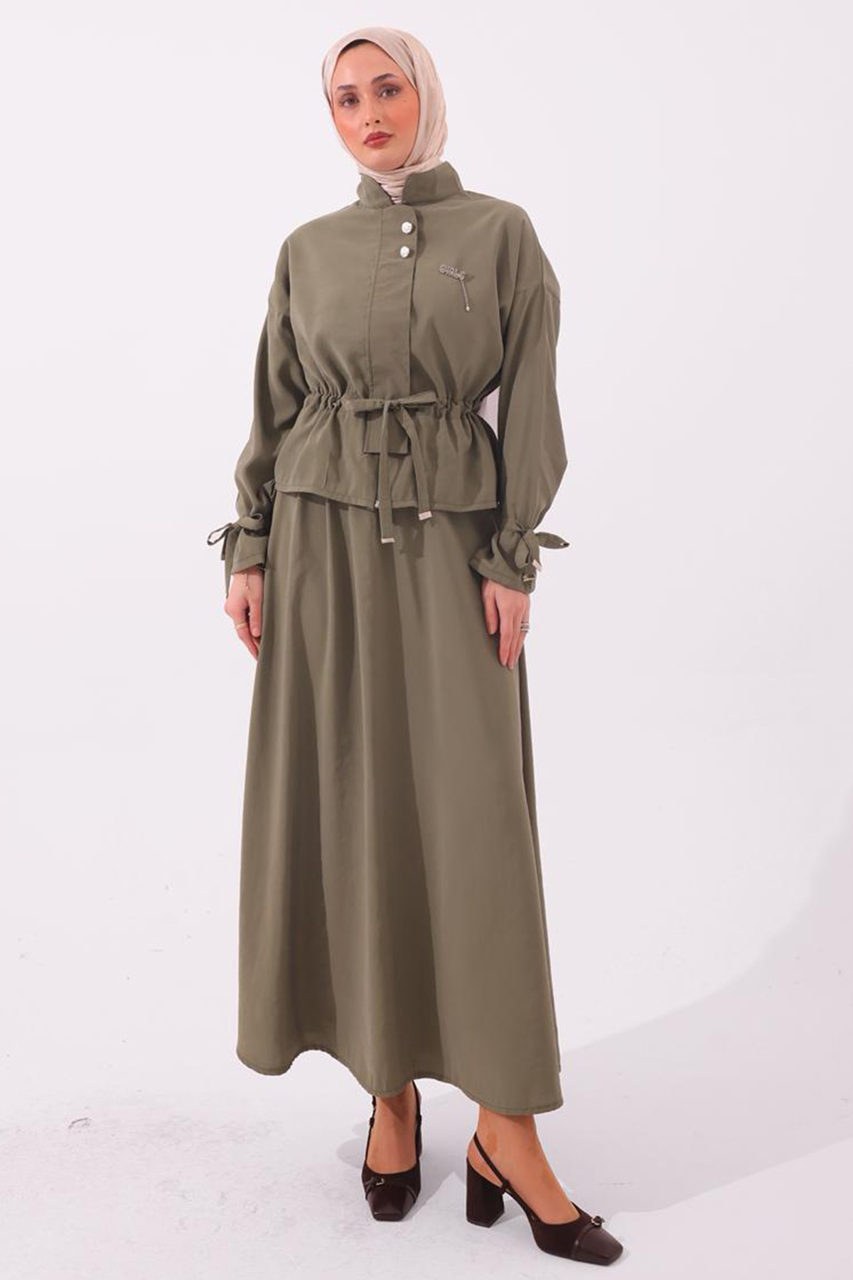 Broşlu İkili Takım