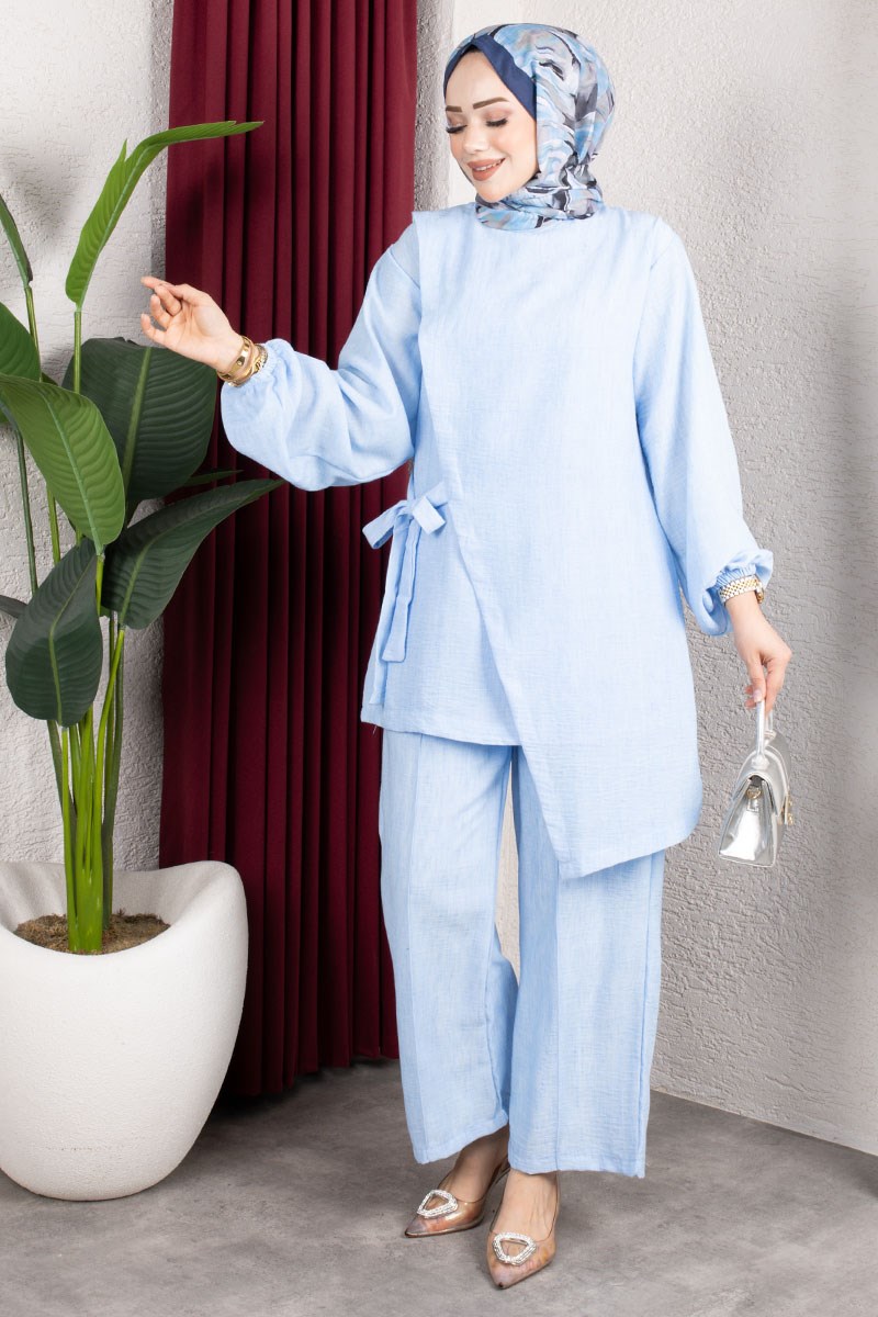 Two-piece Set With Waist Tie-detail