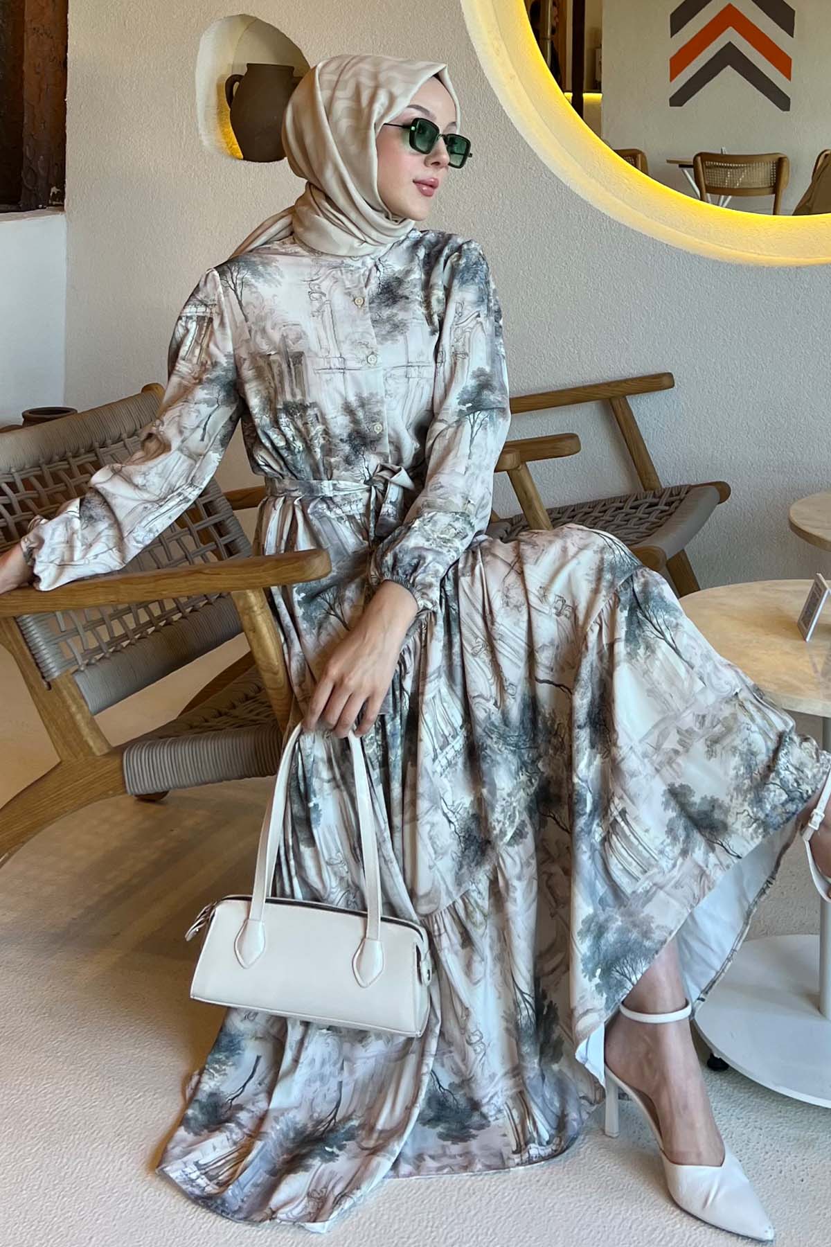 Çiçek Desenli Tesettür Elbise