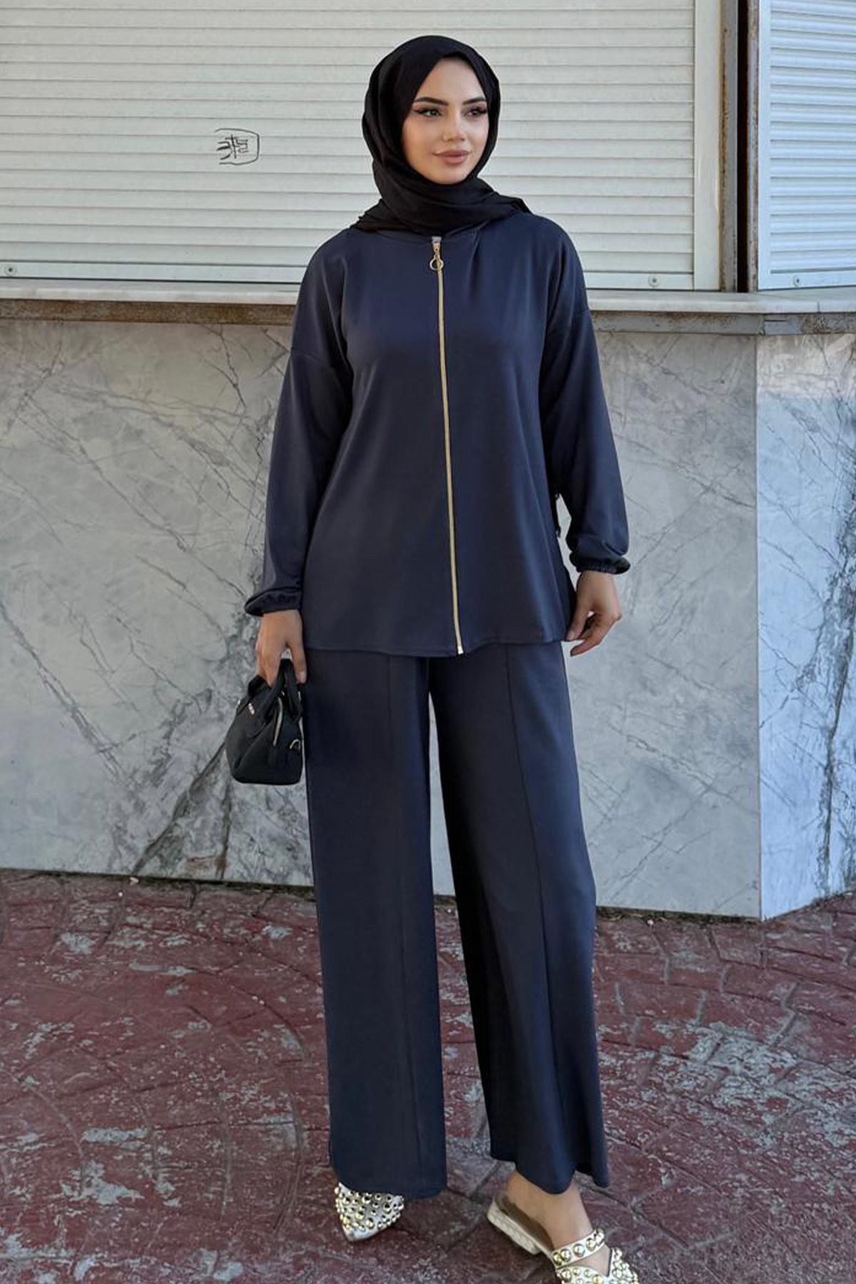 Zippered Two Piece Suit-detail