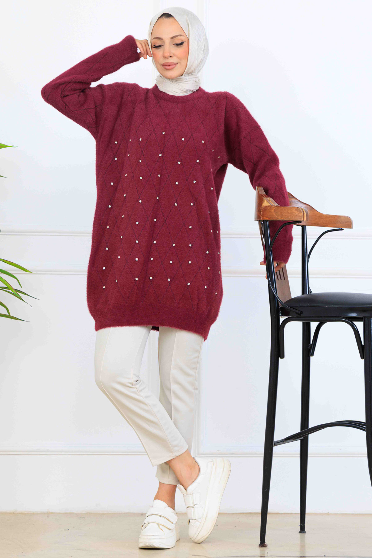 Stone Detailed Knit Tunic