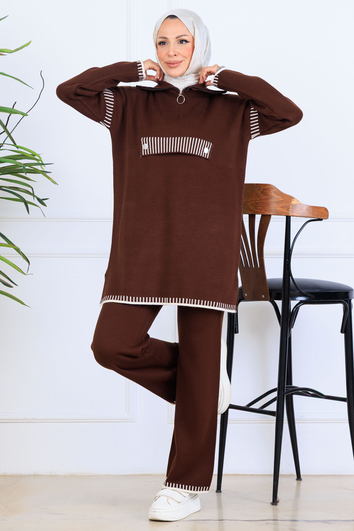 Zippered Collar Knitwear Suit