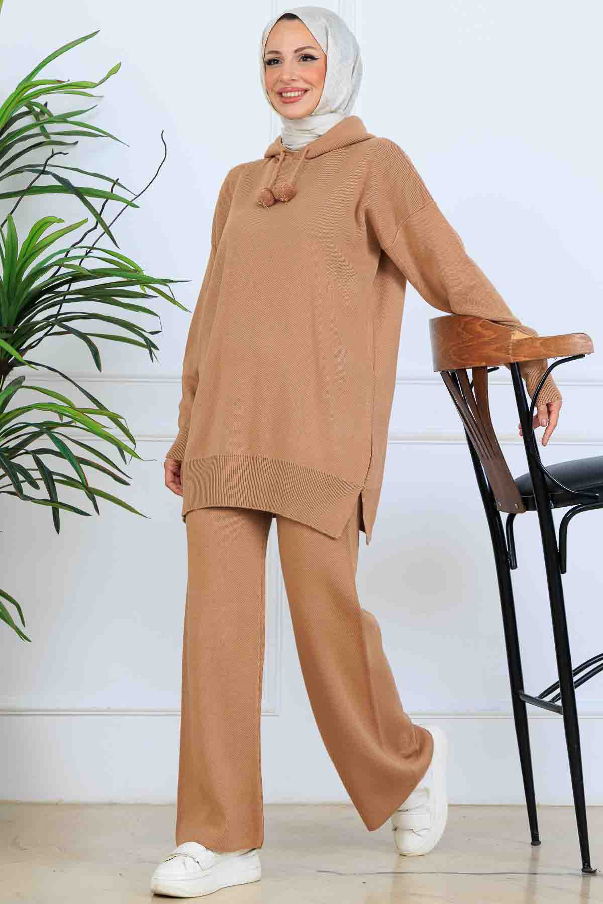 Hooded Knitwear Set