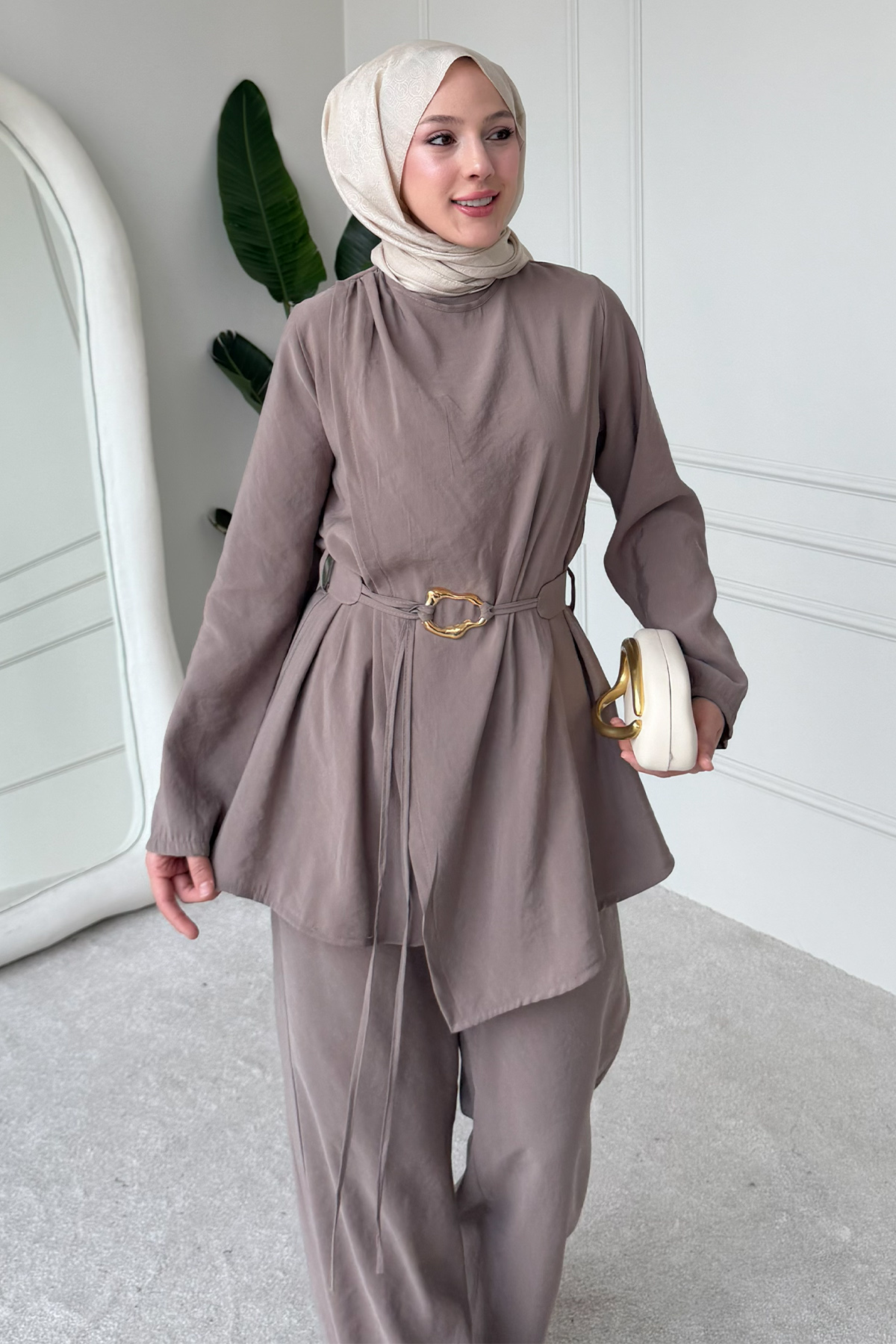 Buckled Two-piece Set-detail