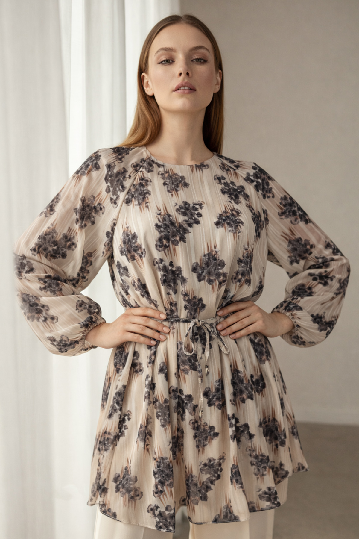 Patterned Balloon Sleeve Chiffon Shirt-detail