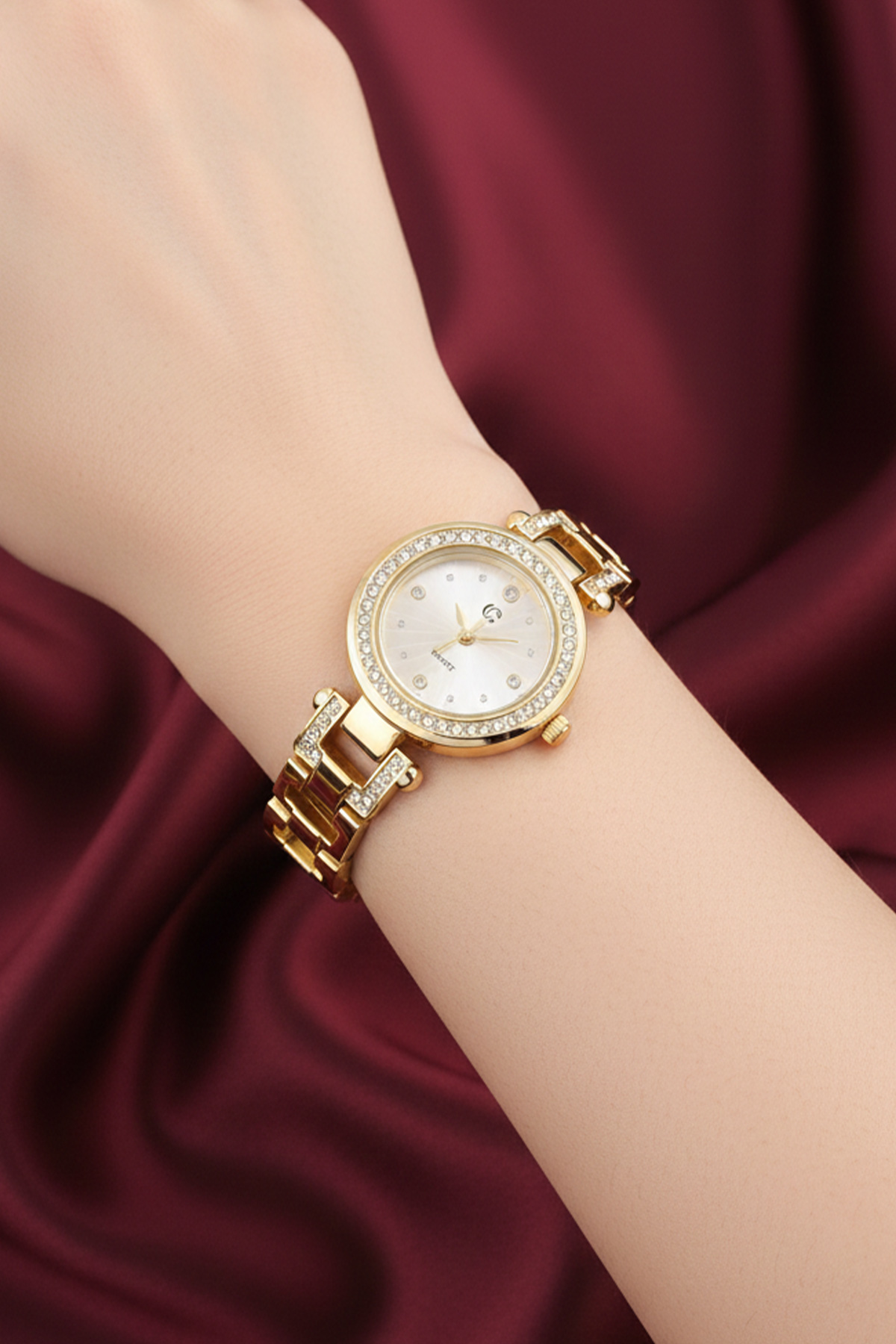 Women's Gold Watch-detail