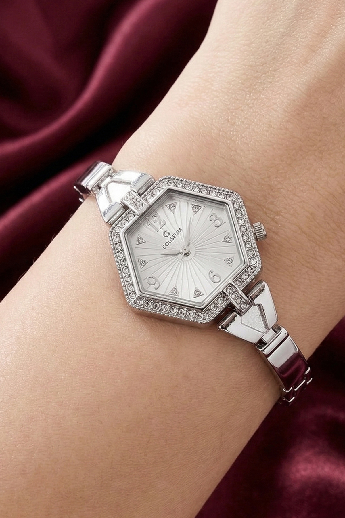 Women's Silver Watch-detail