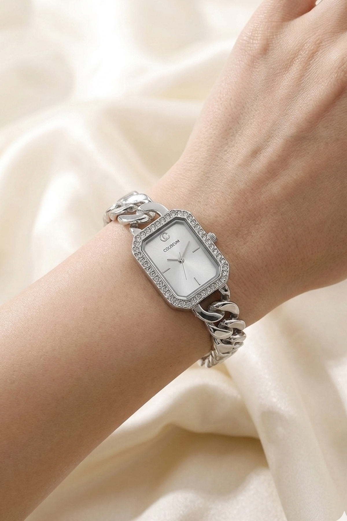 Women's Silver Watch-detail