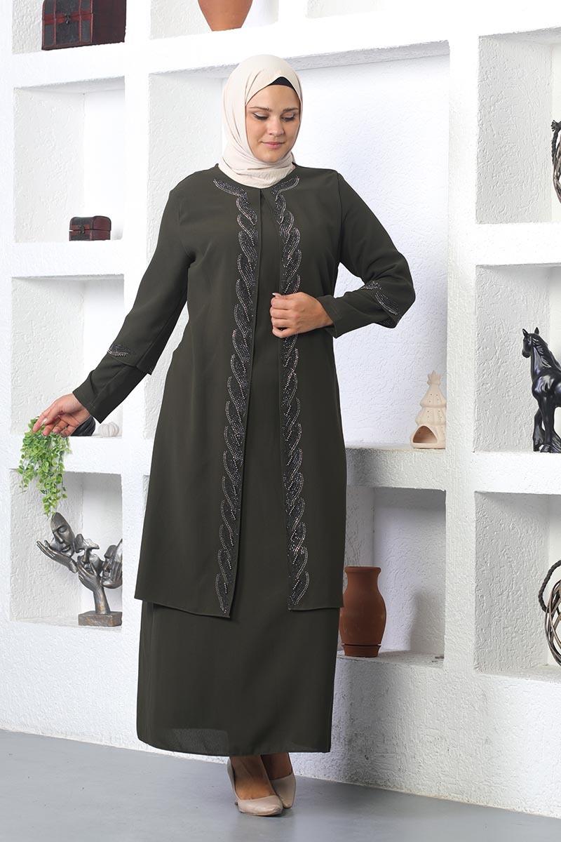 Plus Size Embroidered Evening Suit