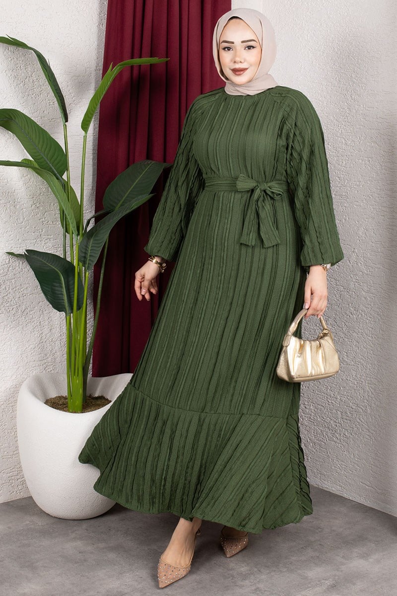 Dress With Ruffled Skirt And Belt